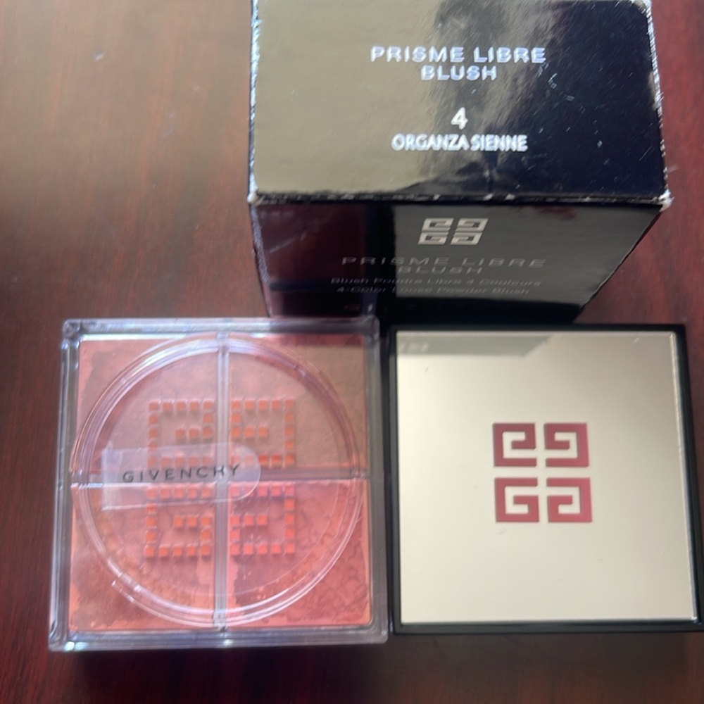 Givenchy PRISME LIBRE BLUSH .# 4 Organza Sienne .  New